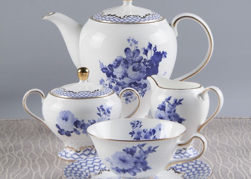 Blue And White 180CC Paragon Fine Bone China Tea Set